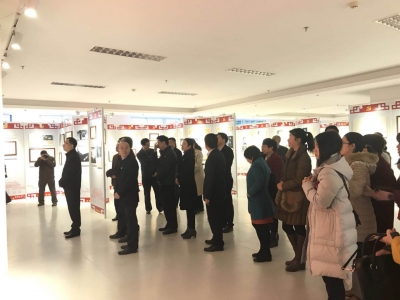 “信仰的力量一中国共产党人的家国情怀”档案展今日在梅开幕