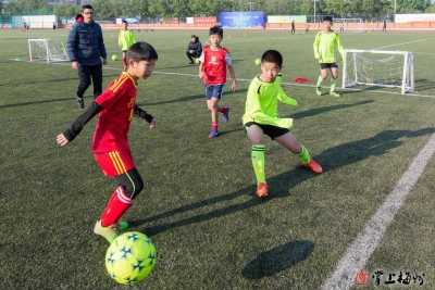 学习笃行丨增强体育教育  促进少儿成长