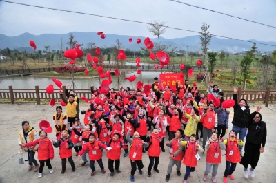 全副“武装”打CS野战，“八戒闹春”冬令营首站走进蕉岭