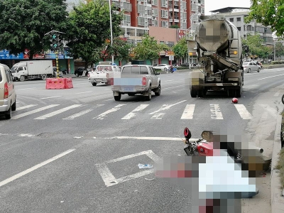 突发！月梅红绿灯处又出车祸，一男子当场身亡… 
