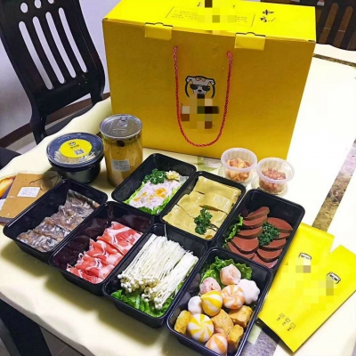 配菜锅具一起送上门！这种“另类”火锅梅城就有，你尝过吗？