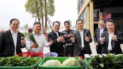 张爱军到五华考察，这项工作引起了他的关注......