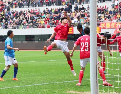 别样“年味”弥漫绿茵场，“足球之乡”贺岁：我们不一样