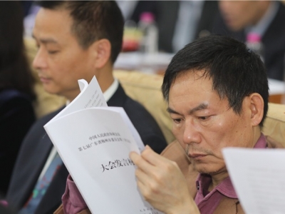 市政协委员热议“两个报告”：实事求是 目标明确 措施有力