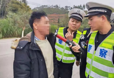 无证+酒驾+非法改装+非法载客！五华这个司机胆子也忒大了...