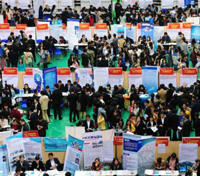 专场招聘会要多一些“量身打造”