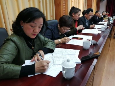 手书“两会时间”见证认真履职！记者实拍政协委员笔记本