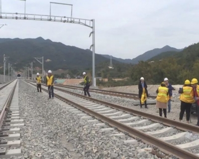 梅汕高铁（丰顺段）建设者：春节不停工，确保早通车！