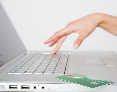 茶座｜乐见情人节过出了“母亲节”味道