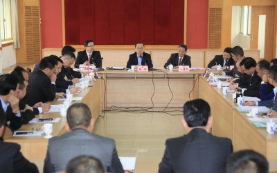 陈敏参加政协经济委员会组讨论：坚定不移支持民营企业发展 