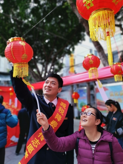 梅江区税务局举办灯谜活动闹元宵 新政得宣传！