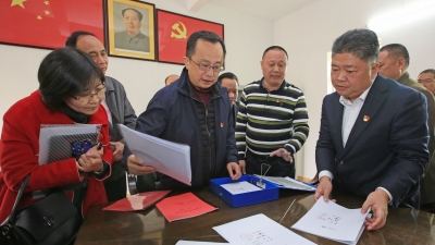 陈敏到五华督导扶贫工作：全力抓迎考打好翻身仗