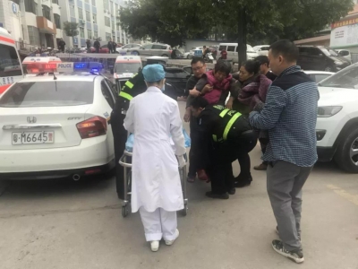 暖心！五华交警开辟生命道，护送重病老人就医