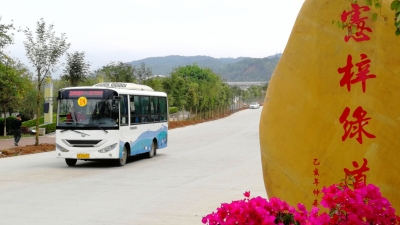 一场由乡贤参演的乡村振兴主旋律“大片”，正在梅县大地上演