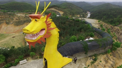 了不得！五华新丰寨惊现“双龙戏珠”，场面震撼