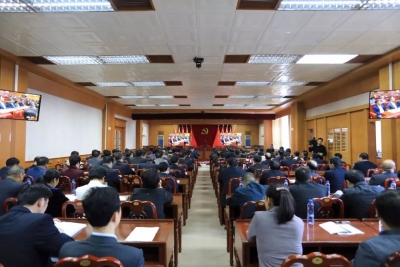 梅县收看收听省委传达学习习近平总书记重要讲话和全国两会精神会议