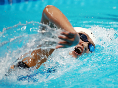 王简嘉禾打破女子1500米自由泳亚洲纪录