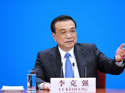 李克强：今年下决心要进行更大规模的减税降费