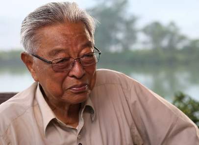原云南红塔集团董事长褚时健去世