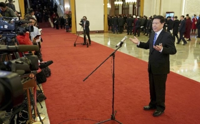 国家税务总局局长王军：个税改革将使工薪阶层百分之百减税