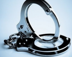 购物临时起意盗窃！大埔警方抓获2名嫌疑人