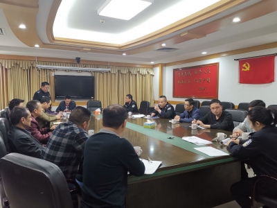 梅县多家客货运企业签责任书，从源头把控交通安全！