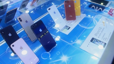 iPhone线上三次降价，梅城实体店反应如何？现在是否能入手？