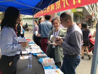 梅江区税务局开展减税降费宣传辅导活动