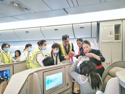 旅客突发疾病，东航飞机空中放油39吨备降救人