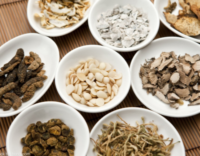 学习笃行｜弘扬中医药文化 发展大健康产业