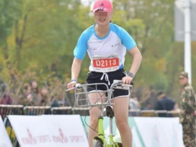 闹呢？骑共享单车“跑”马拉松，一女选手遭终身禁赛