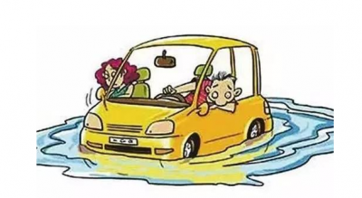 晴天道路积水为哪般？梅城世界客都大道部分路段受影响