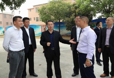 东莞五华商会二届一次会员大会暨理事会就职典礼举行