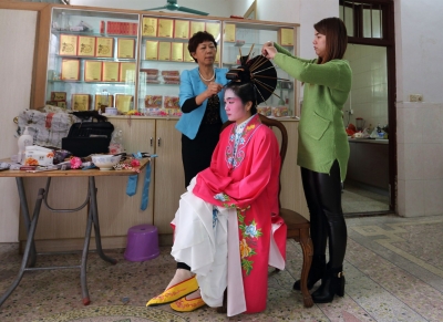 做个头发3小时，丰顺非遗发型“大鳖尾”了解一下