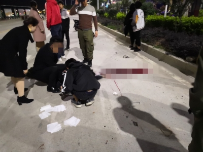 血的教训！五华三学生驾乘摩托出意外