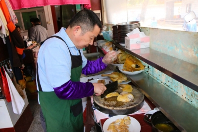 寻访民间客家菜名品｜客家白切鸡：传统的烹饪技艺 纯真的家乡味道