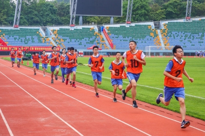 长跑为必考项目！我市中考体育开考，约4.6万名考生参加