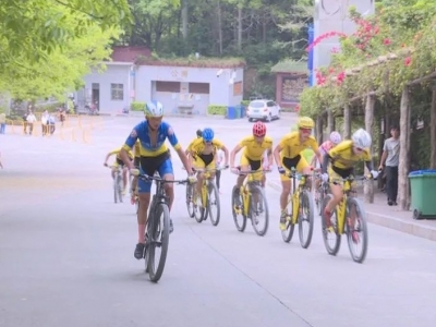 选手陆续抵达备战ing！本周六丰顺的自行车巅峰对决别错过