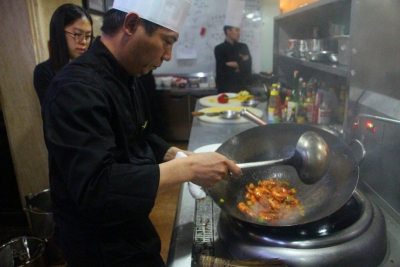 火了！蕉岭小村聚大厨，中西合璧美食征服你的胃