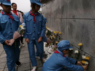 清明节假期群众祭扫人数与去年基本持平平