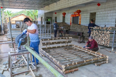 一根竹子“编”出一个产业！梅县隆文镇毛竹产业串起经济发展新引擎