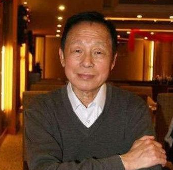 央视春晚开创者、首届春晚总导演黄一鹤去世，享年85岁