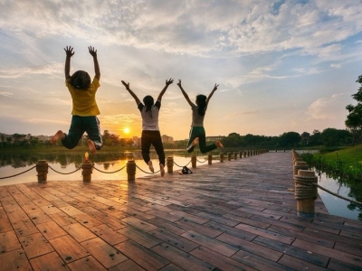 学习笃行丨知史鉴今 资政育人