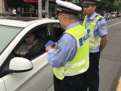 营造安全有序通行环境！丰顺严查各类交通违法行为