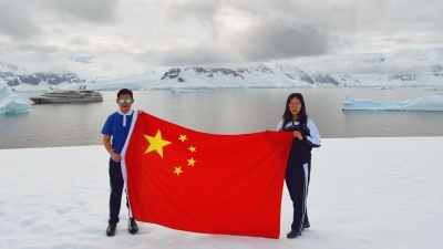梅州V视丨用脚步丈量世界！这个梅州妈妈牵手儿子登上了南极