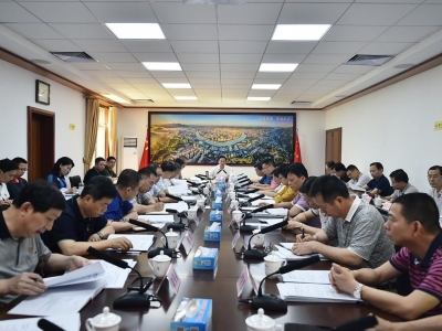 陈俊钦主持召开市委政法委委务会议：推动苏区老区加快振兴发展