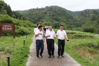 曾永祥率考察团赴汕尾学习考察