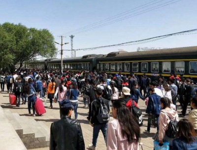 1724.3万人次，5月1日全国铁路单日旅客发送量创新高