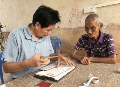 为他点赞！梅县这个六旬老人用行动诠释“红色情结”...