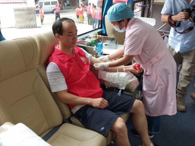 传递爱心 弘扬正能量！梅县区松口镇萤火虫志愿者协会揭牌